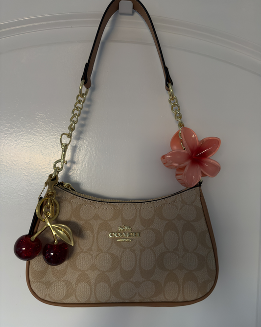 Beige purse